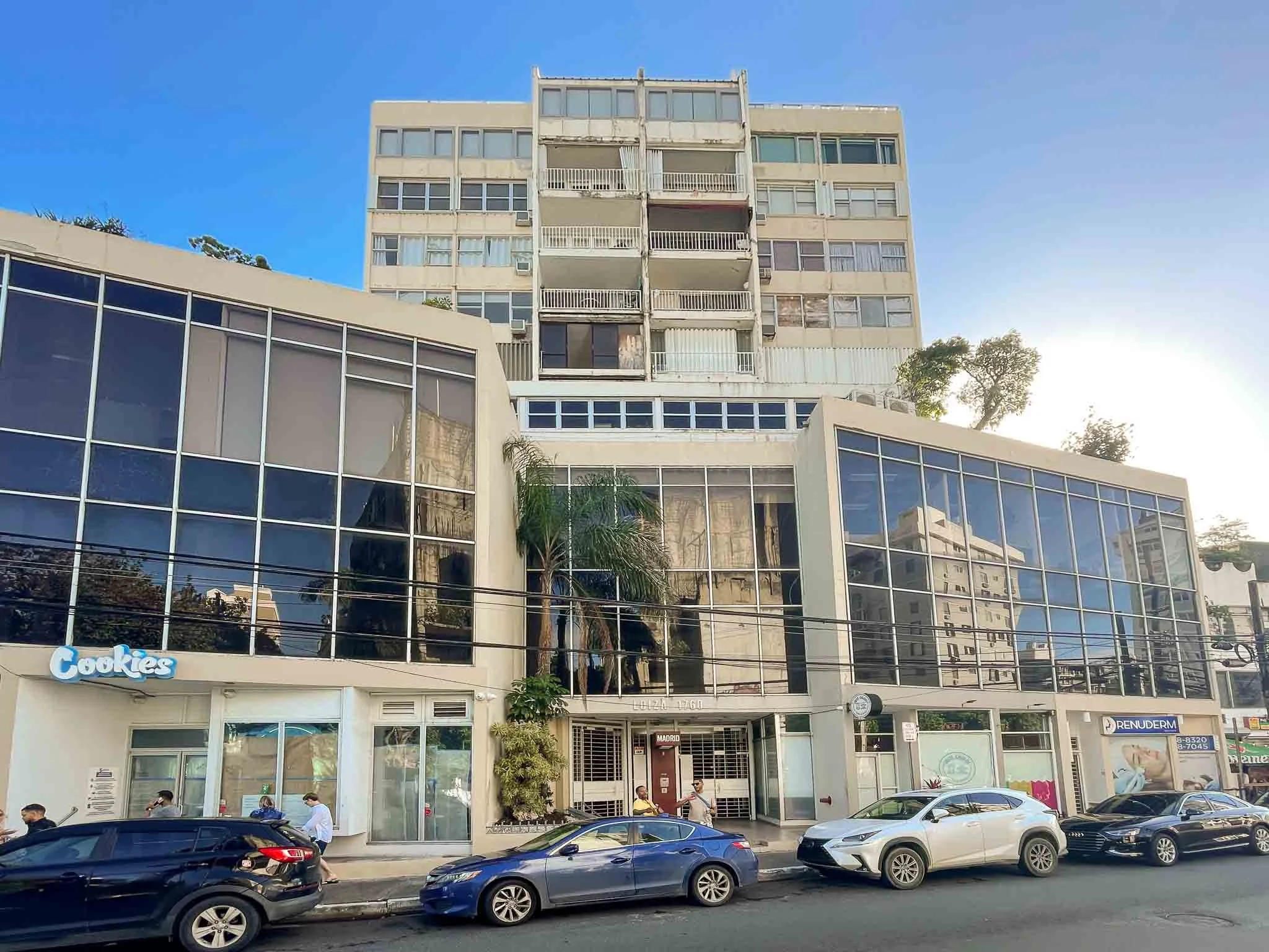 Madrid Building Condo For Sale - Paraiso Realty